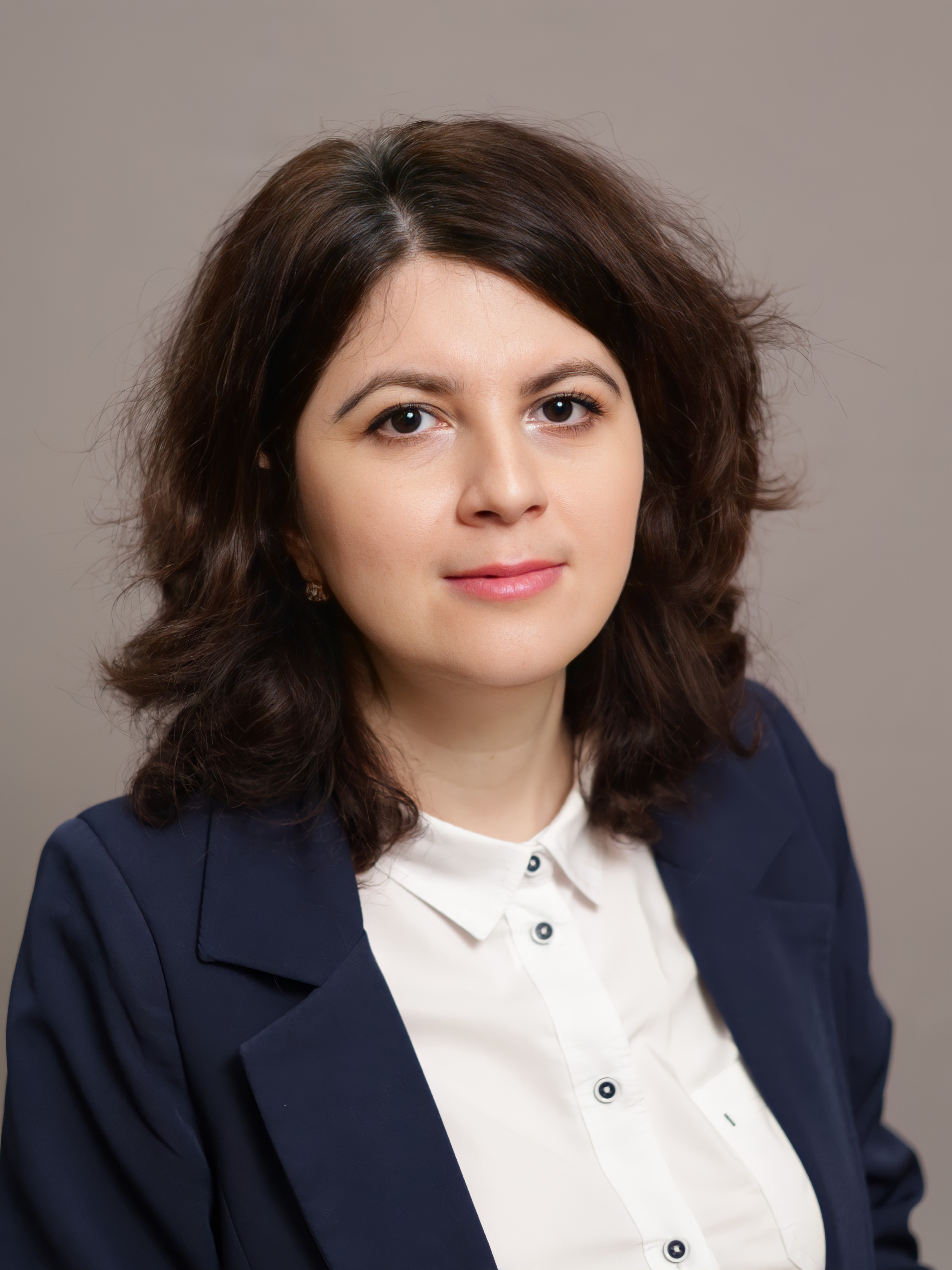Ахременко Елена Эдуардовна.